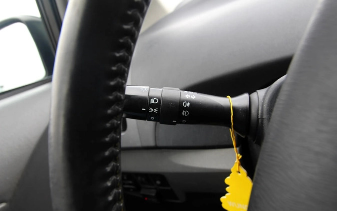 Toyota Prius cena 38300 przebieg: 206337, rok produkcji 2011 z Płock małe 704